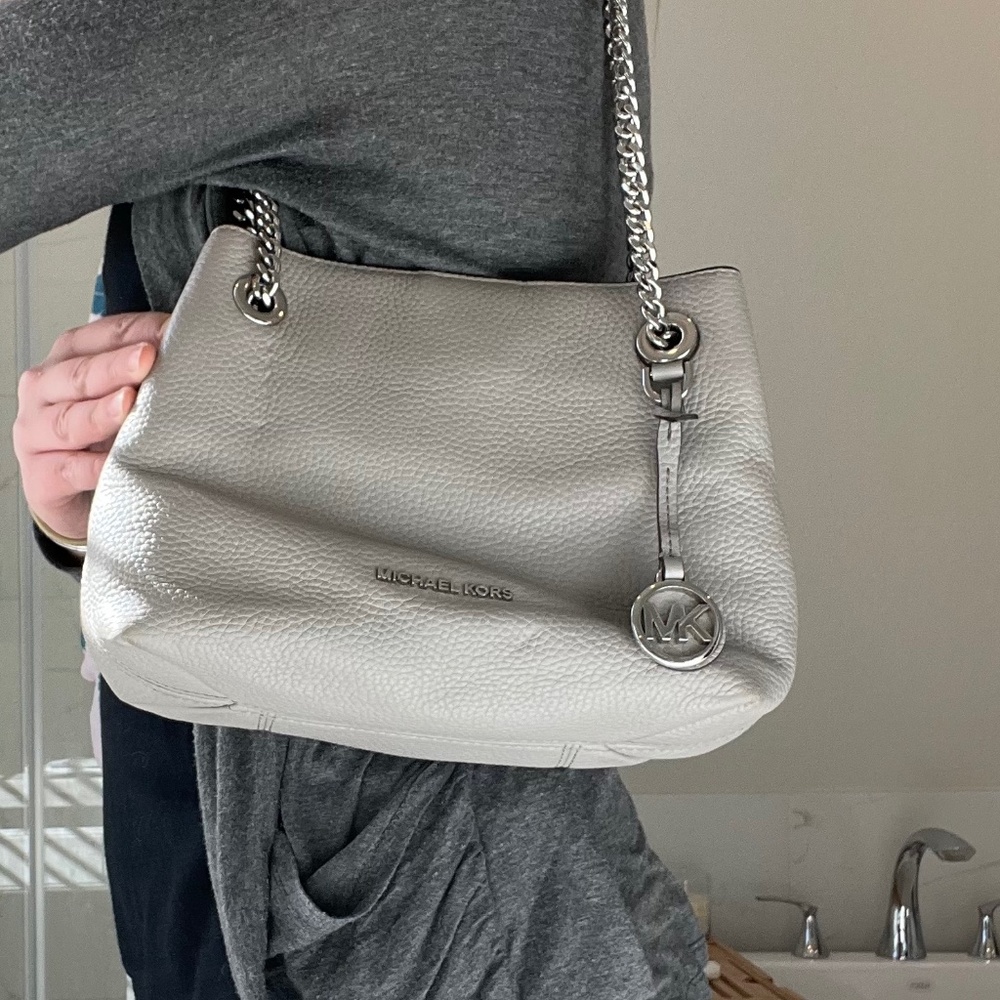 NWOT Michael Kors Jet Set Leather Shoulder Bag